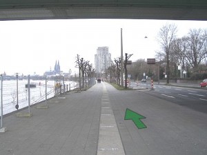 Radweg Rheinufer - Bild 11